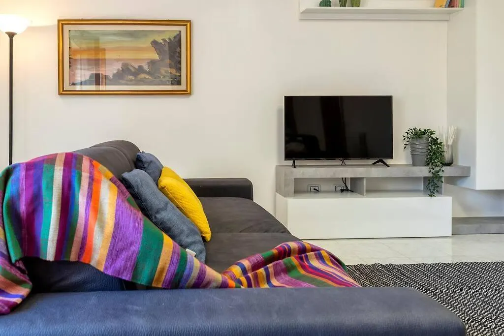 White Lilium Apartment Αλγκέρο