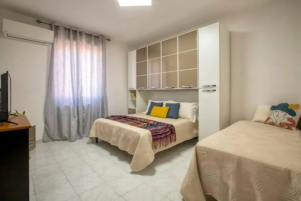 White Lilium Apartment Αλγκέρο