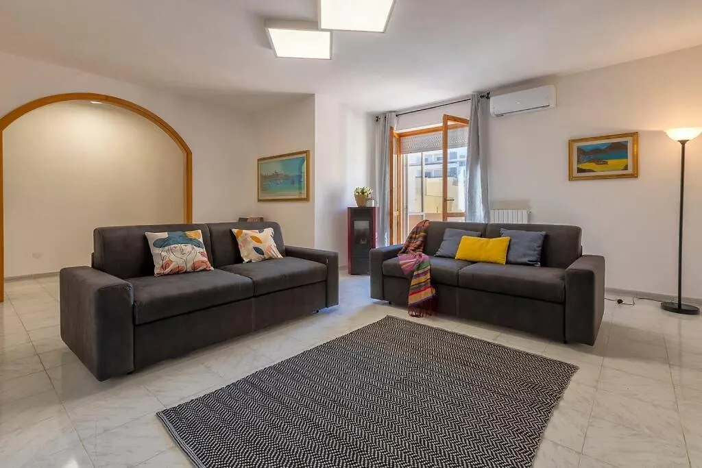 White Lilium Apartment Αλγκέρο